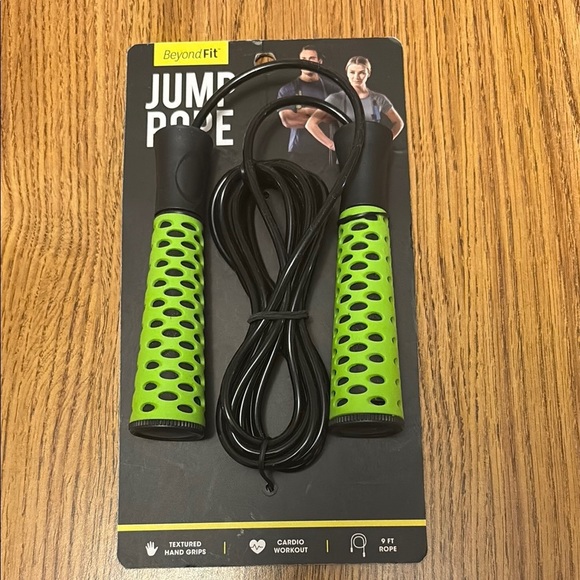 BeyondFit Other - BeyondFit Green Jump Rope